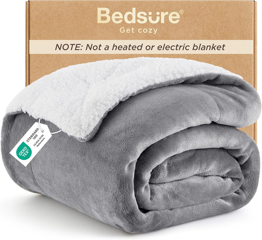 Bedsure Sherpa Fleece Throw Blanket Fluffy Microfiber Solid