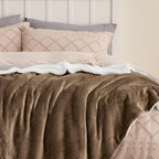 Bedsure Sherpa Fleece Throw Blanket Fluffy Microfiber Solid