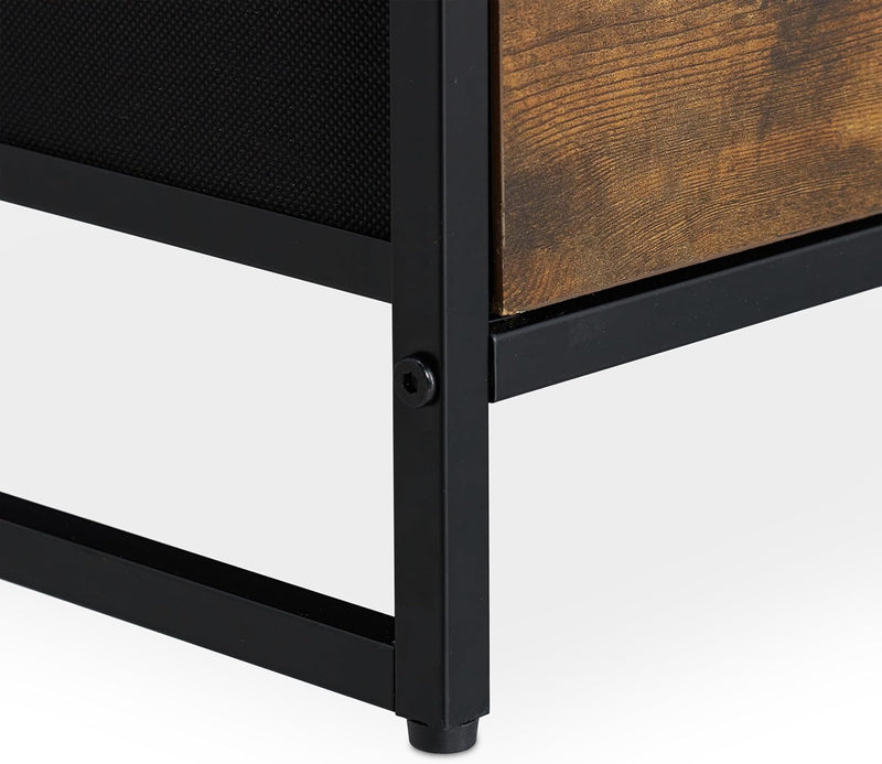 Chest of Drawers 4