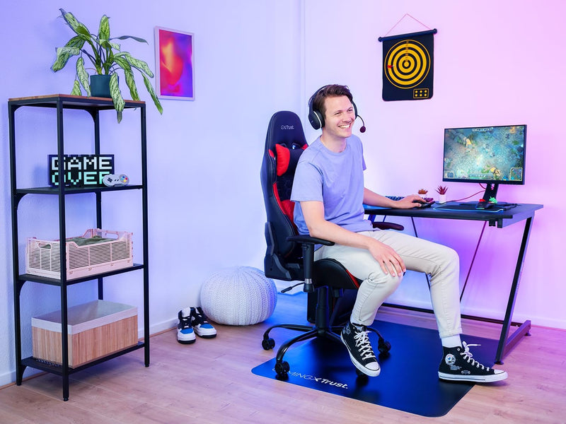 Gaming Chair with Padded Arm Rest