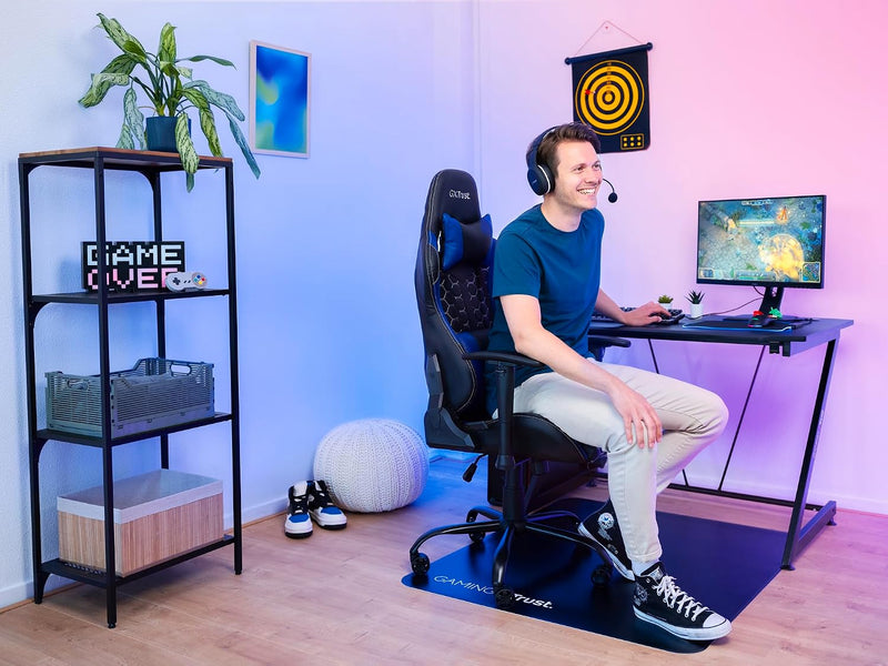 Gaming Chair with Padded Arm Rest