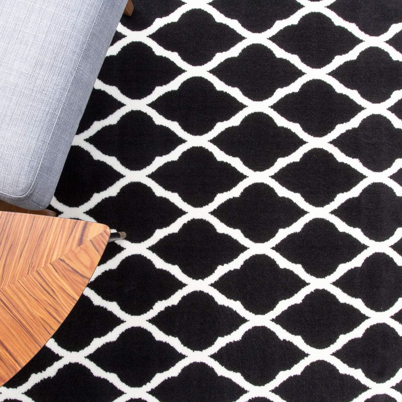 Affordable Geometric Trellis Rug Plush Living Room Area