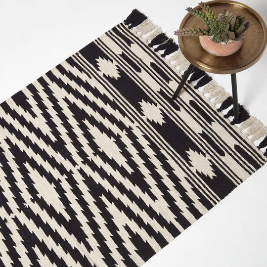 Handwoven Kilim Rug 100