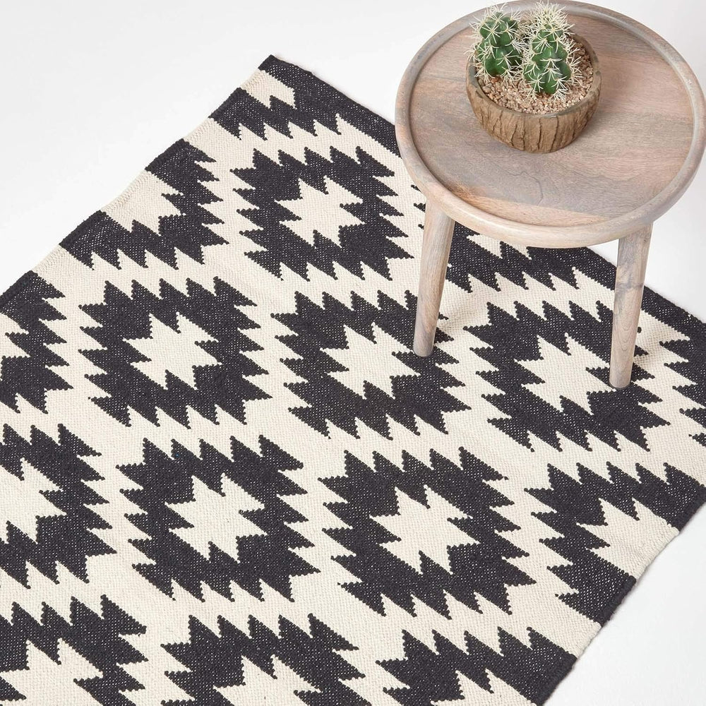 Homescapes Zurich Handwoven Kilim Rug for Living Room