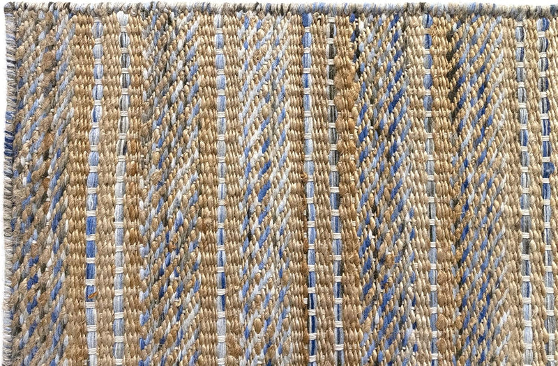 Kilim Lori Rug with Modern Design 100
