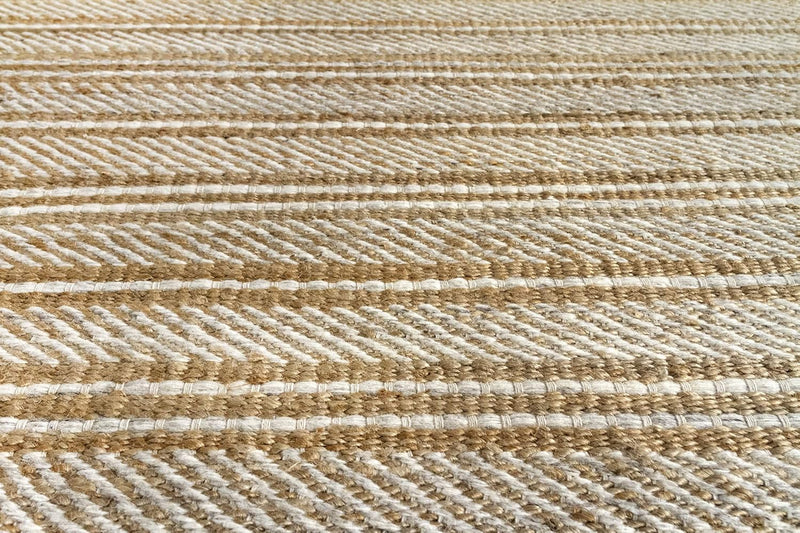 Kilim Lori Rug with Modern Design 100