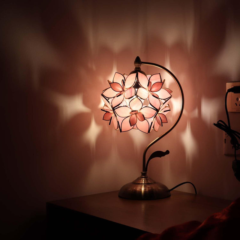Tiffany Style Stained Glass Flower Petal Table Lamp