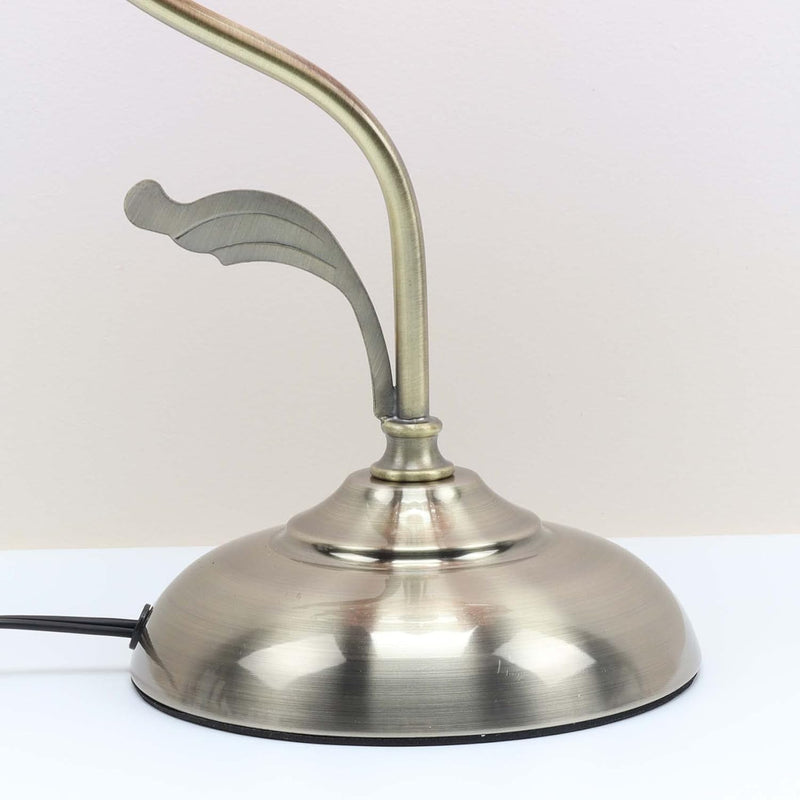 Tiffany Style Stained Glass Flower Petal Table Lamp