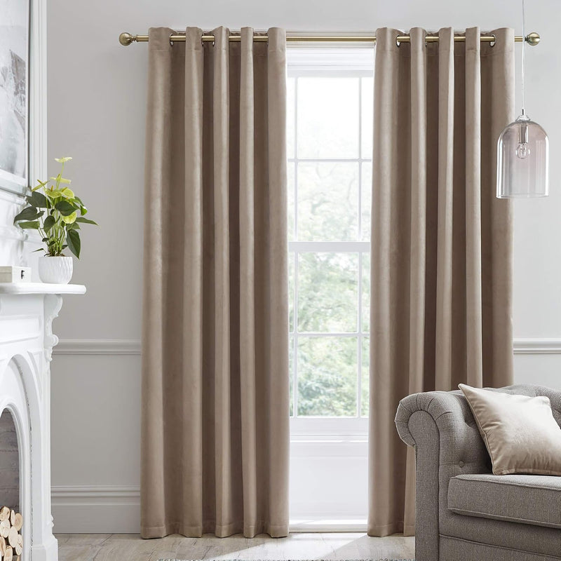 Laurence Llewelyn-Bowen Montrose Blush Blackout W90 X L72