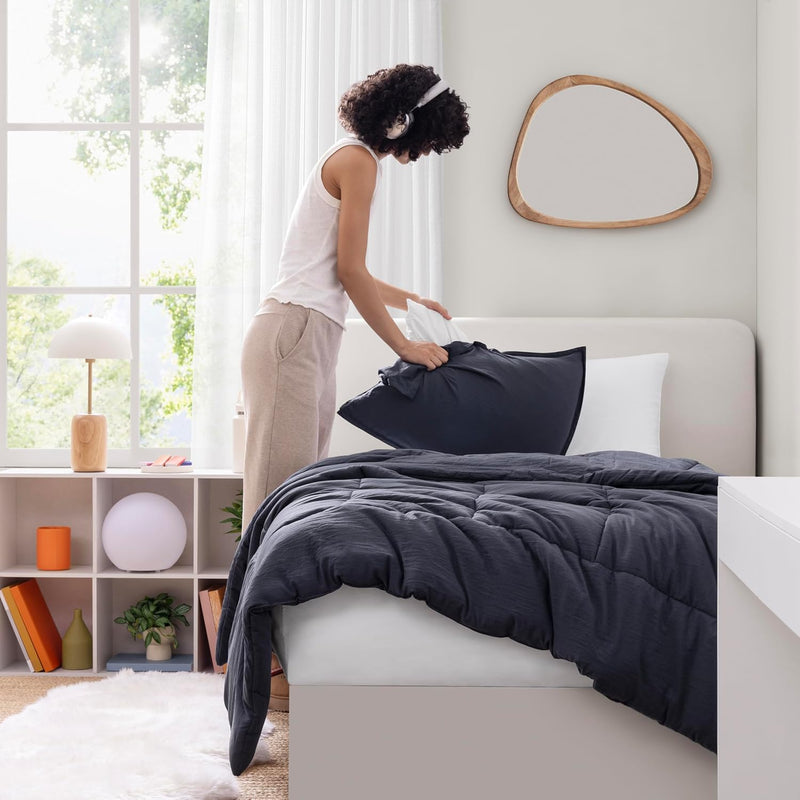 Leonora Comforter Set with 2 Pillow Shams Lightweight