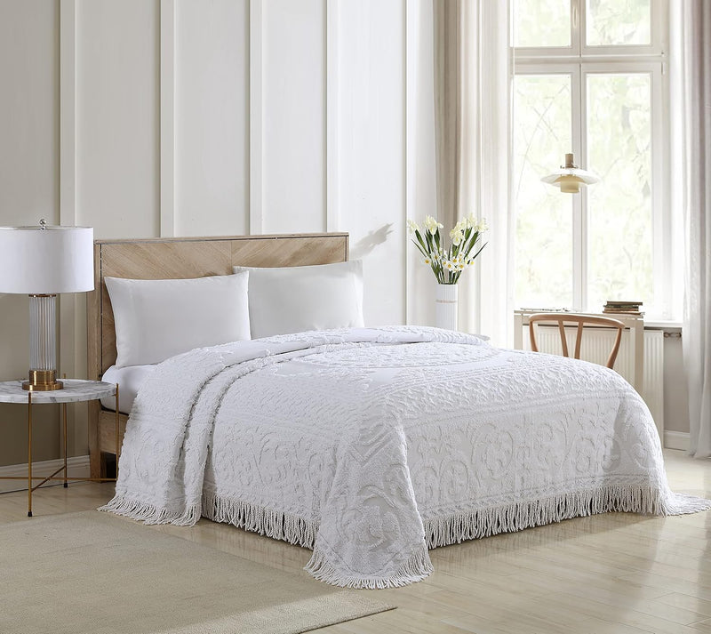 Medallion Chenille Bedspread Queen