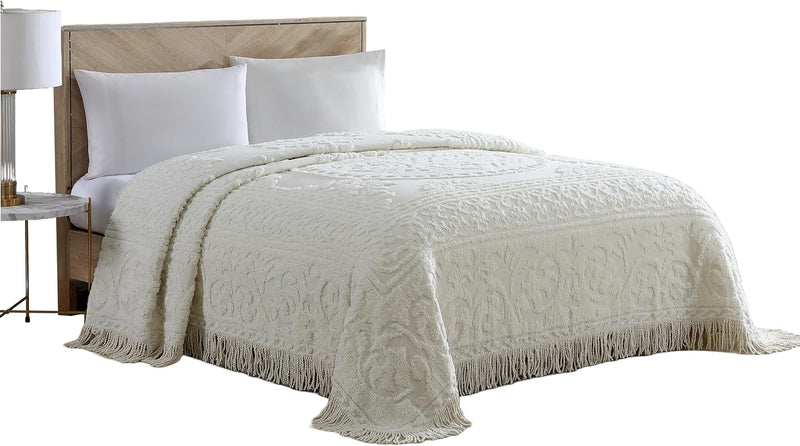 Medallion Chenille Bedspread Queen Blush