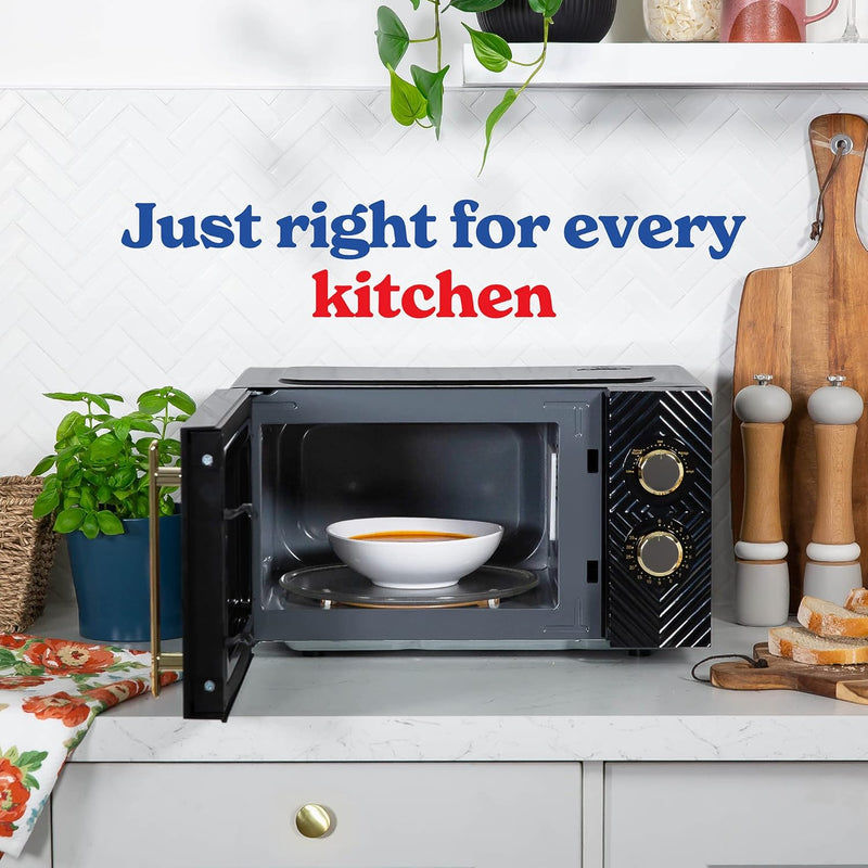 17 Litre 700W Solo Manual Microwave with Groove