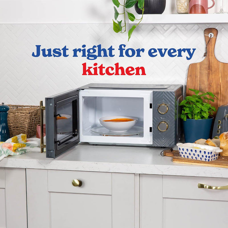 17 Litre 700W Solo Manual Microwave with Groove