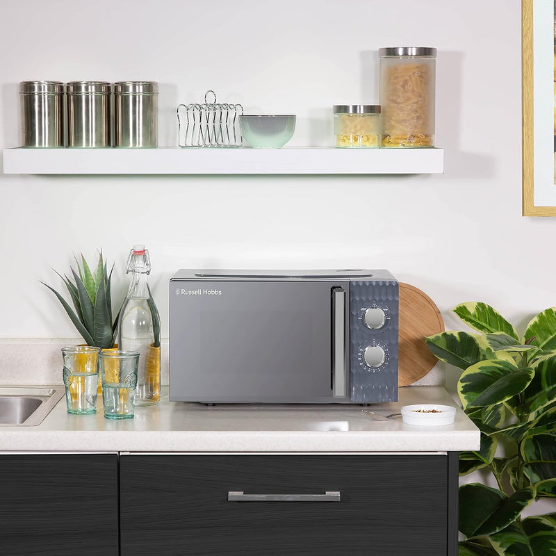 17 Litre 700W Solo Manual Microwave with 5