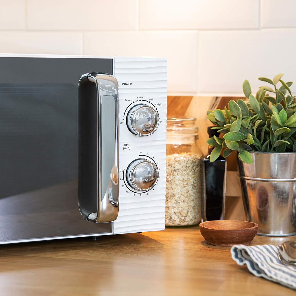 Inspire 17 Litre Manual Microwave