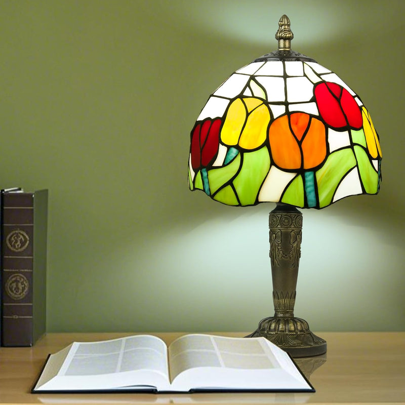 Small Tiffany Style Table Lamp 3 Colour Temperatures