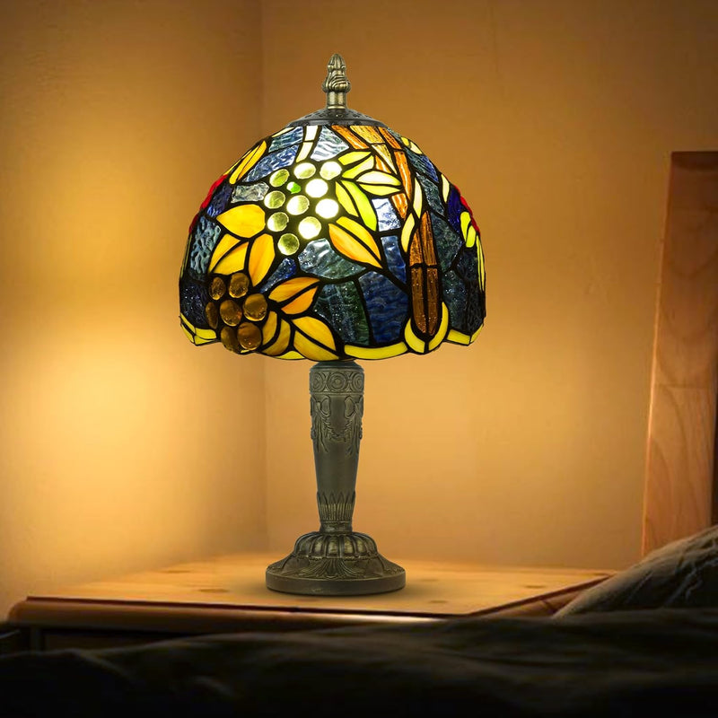 Small Tiffany Style Table Lamp 3 Colour Temperatures
