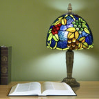 Small Tiffany Style Table Lamp 3 Colour Temperatures