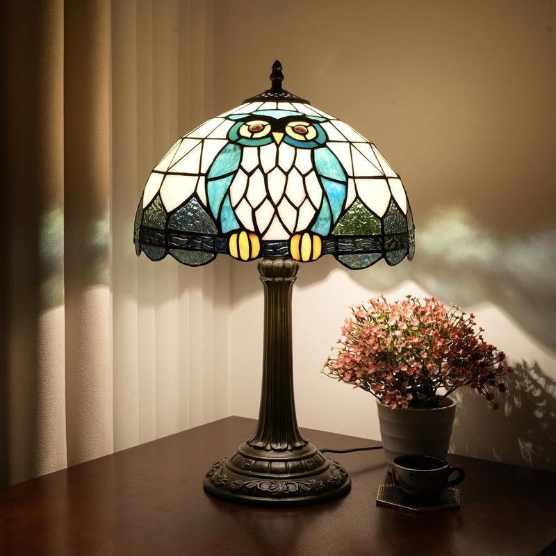 Tiffany Lamp Bat Style Stained Glass Table Vintage
