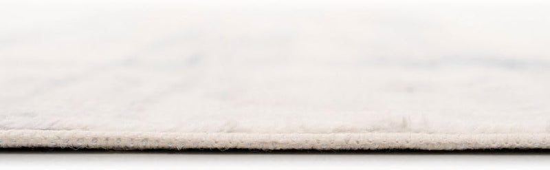 Traditional Pattern Flatweave Area Rug Distressed Medallion