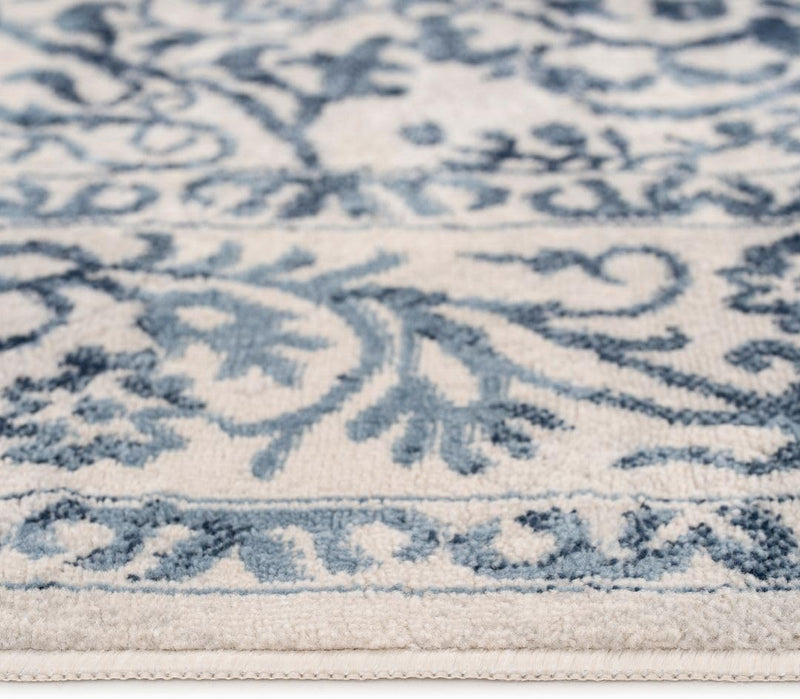 Traditional Pattern Flatweave Area Rug Distressed Medallion