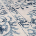 Traditional Pattern Flatweave Area Rug Distressed Medallion
