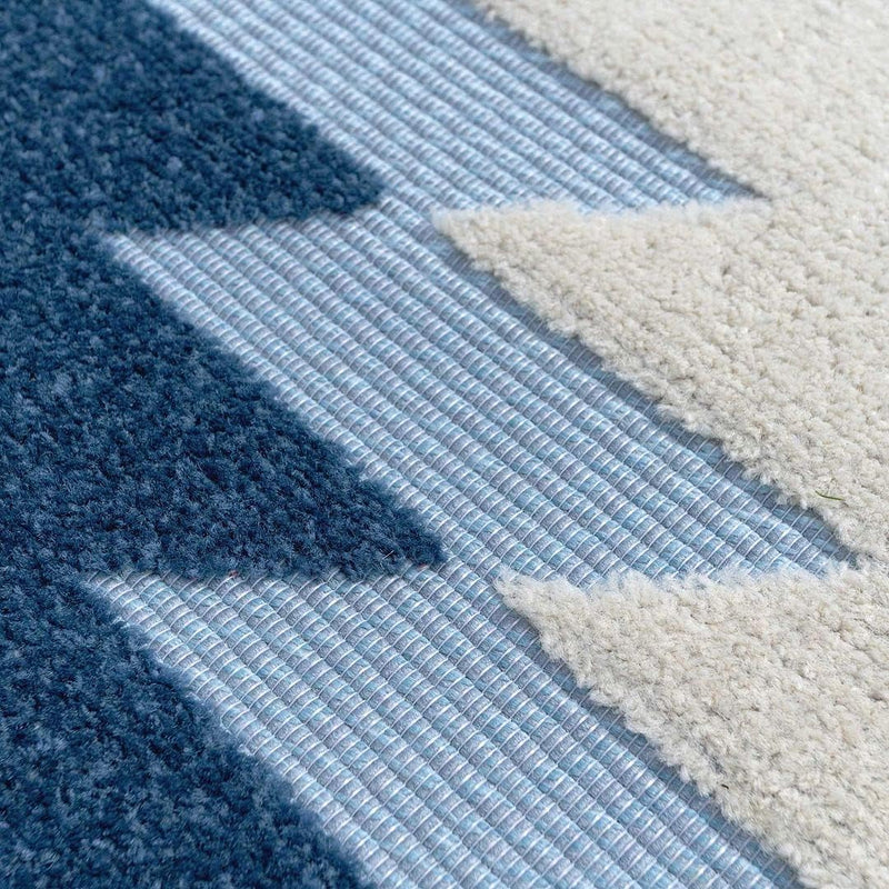 Zigzag Tribal Summer Washable Plastic Flatweave Garden