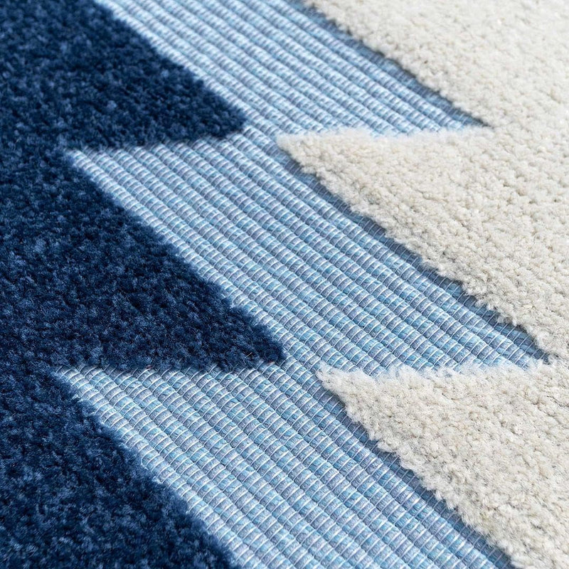 Zigzag Tribal Summer Washable Plastic Flatweave Garden